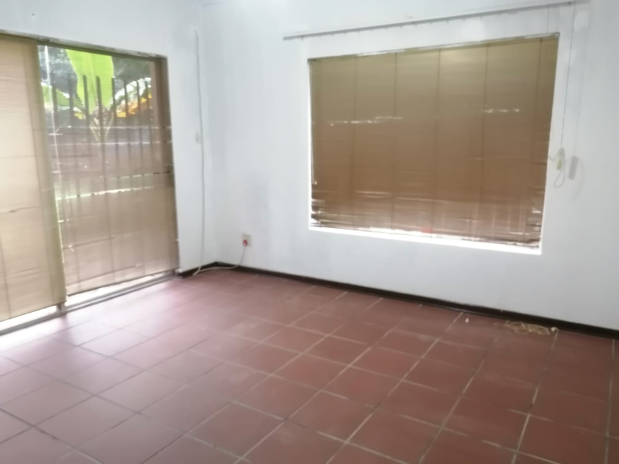 4 Bedroom Property for Sale in Geelhoutpark North West